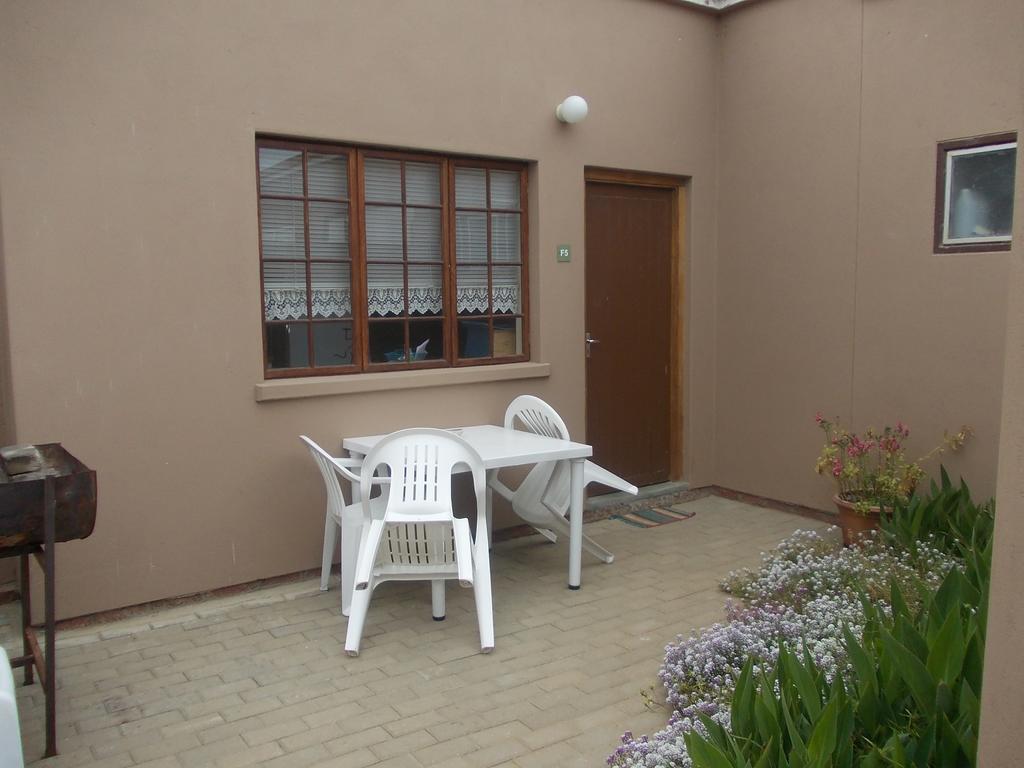 Huis Klipdriftself Catering &B&B Henties Bay Exterior foto